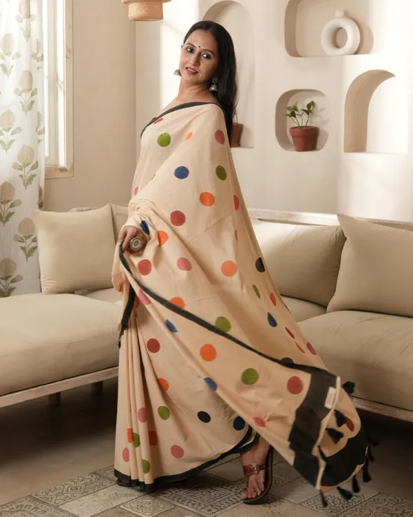 Multicolour_Cotton_Color_Polka_Dot_Mul_Saree_With_Tassels_For_Women